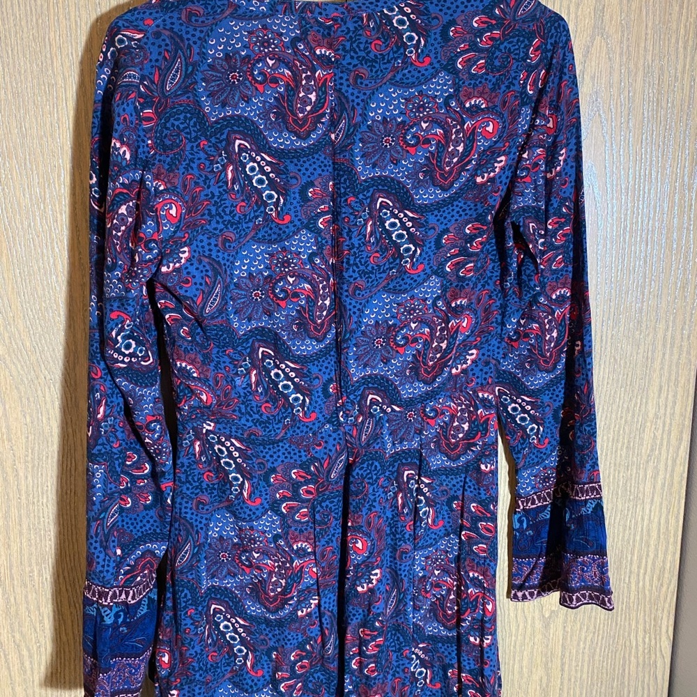 Dress - Picture 3 of 4